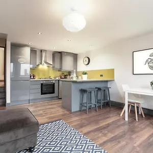 The Penthouses, 8 Albion Mews Chester
