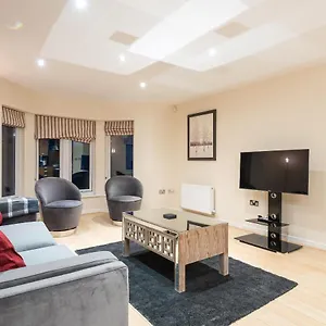  Apartment Modern Smart Open Plan Living With Free Parking